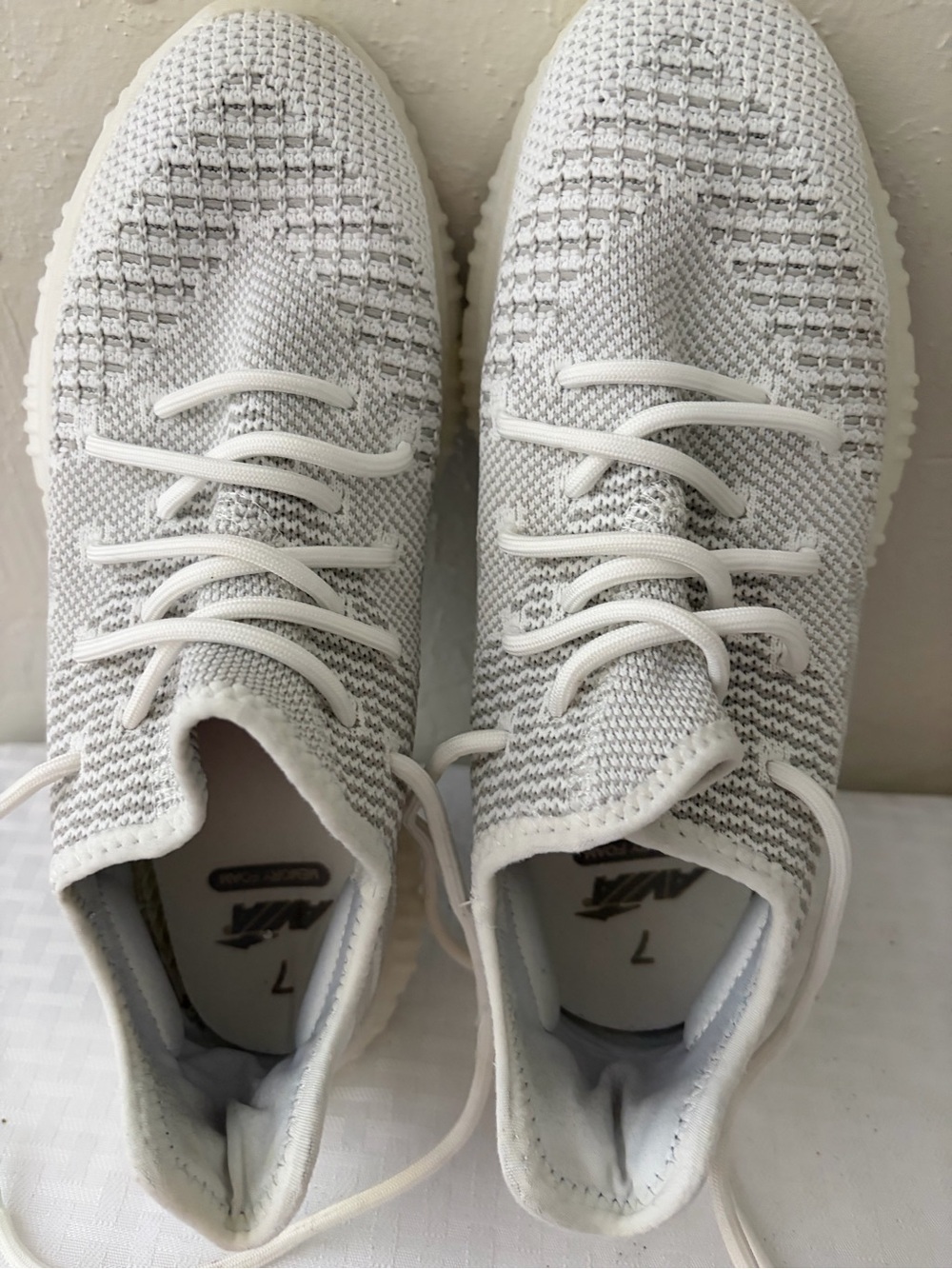 Avia Men's Knit Trainer Sneakers - White & Gray